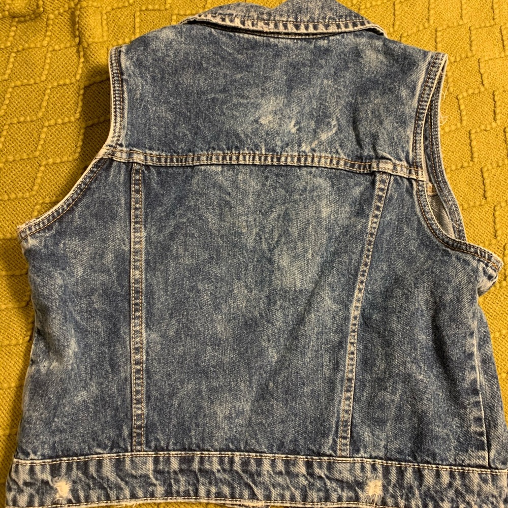 Cropped Jean jacket with frey